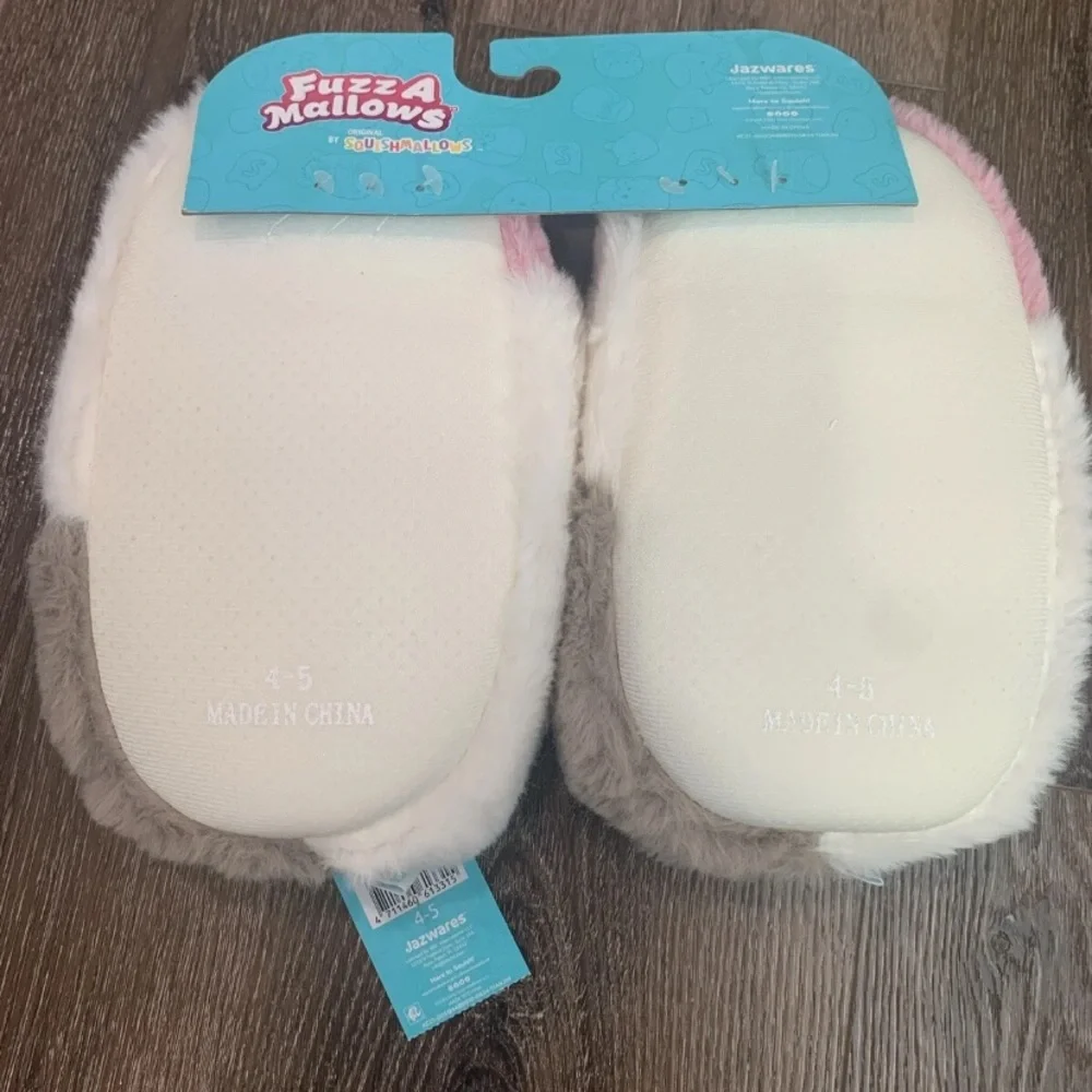 New Karina the Cat Squishmallow Slippers. Cute slippers. Kids size 4/5.
